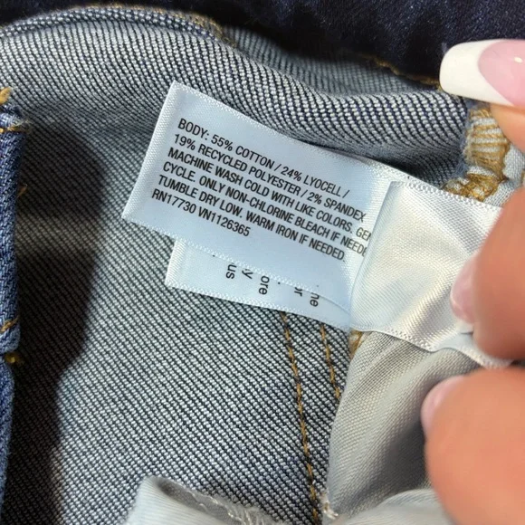 Universal Thread Dark Blue Flare Jeans - Picture 3 of 10